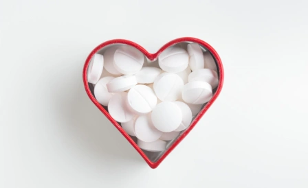 бады в коробке в форме сердца